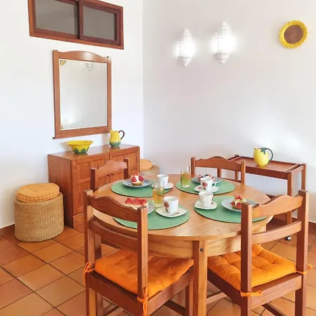 Corte Real O - Sea & Old Town View *